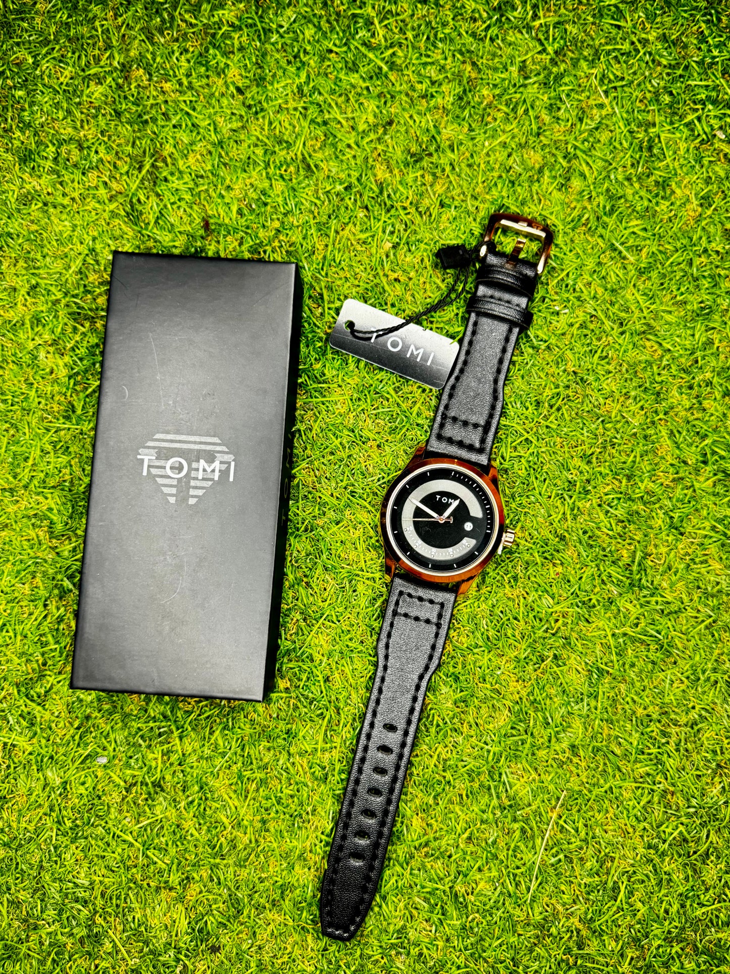 TOMI – Where Minimalist Design Meets Luxury Vibes