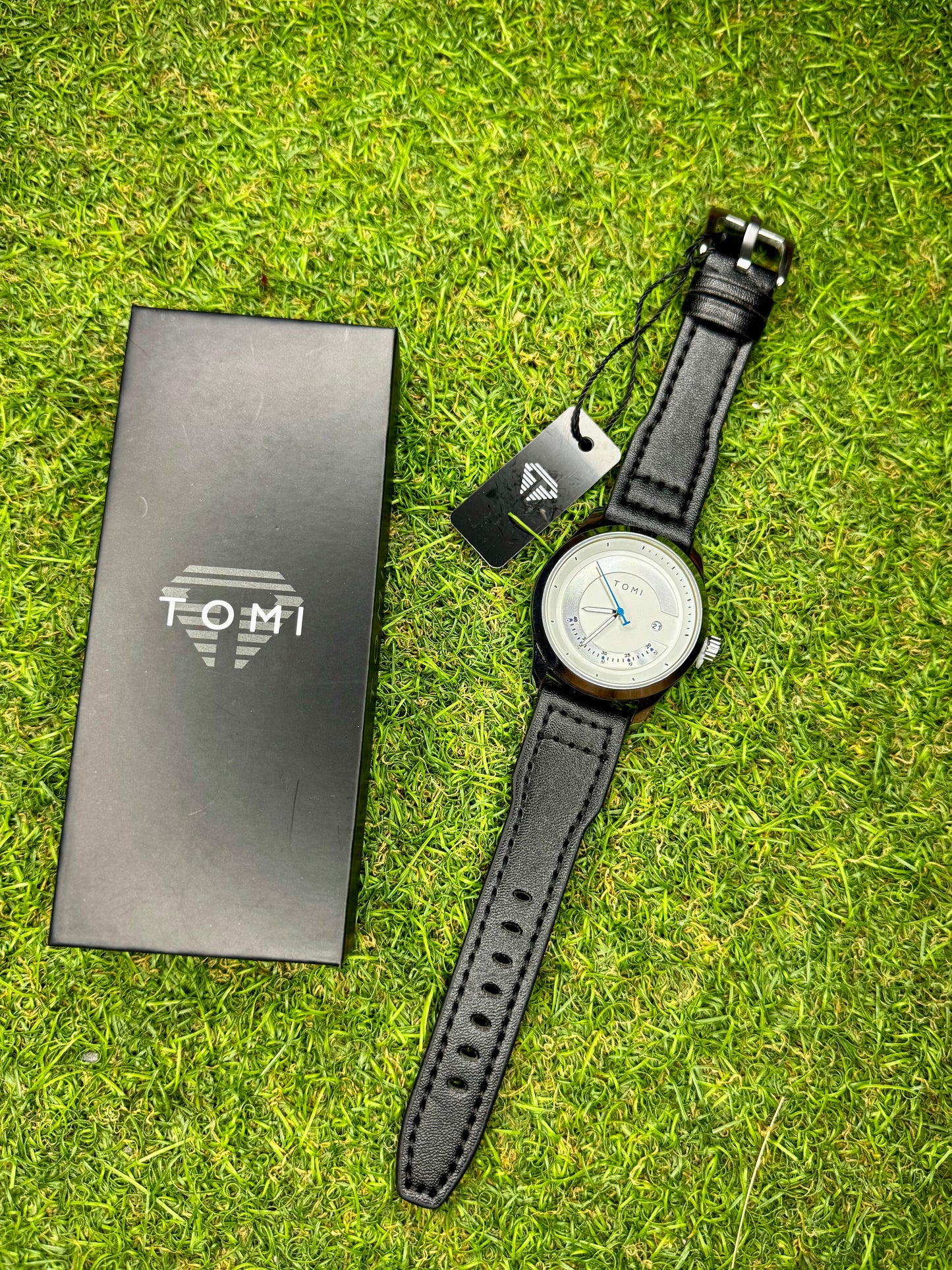 TOMI – Where Minimalist Design Meets Luxury Vibes