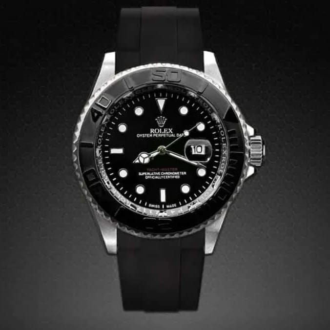 Rolex Oyster Perpetual Yacht-Master | Black Dial & Rubber Strap